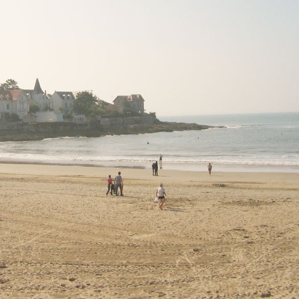 villa-rosaria-saint-palais-sur-mer-plage-bureau