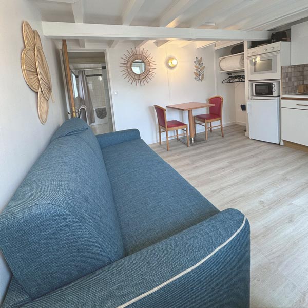 studio2-villa-rosaria-chambre-sejour studio2-villa-rosaria-chambre-sejour